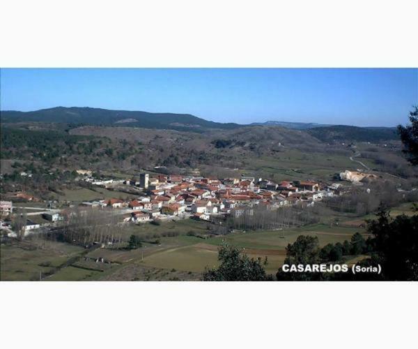 Casa De Pueblo Con Merendero Alquilable Opcionalmente Casarejos Exterior foto